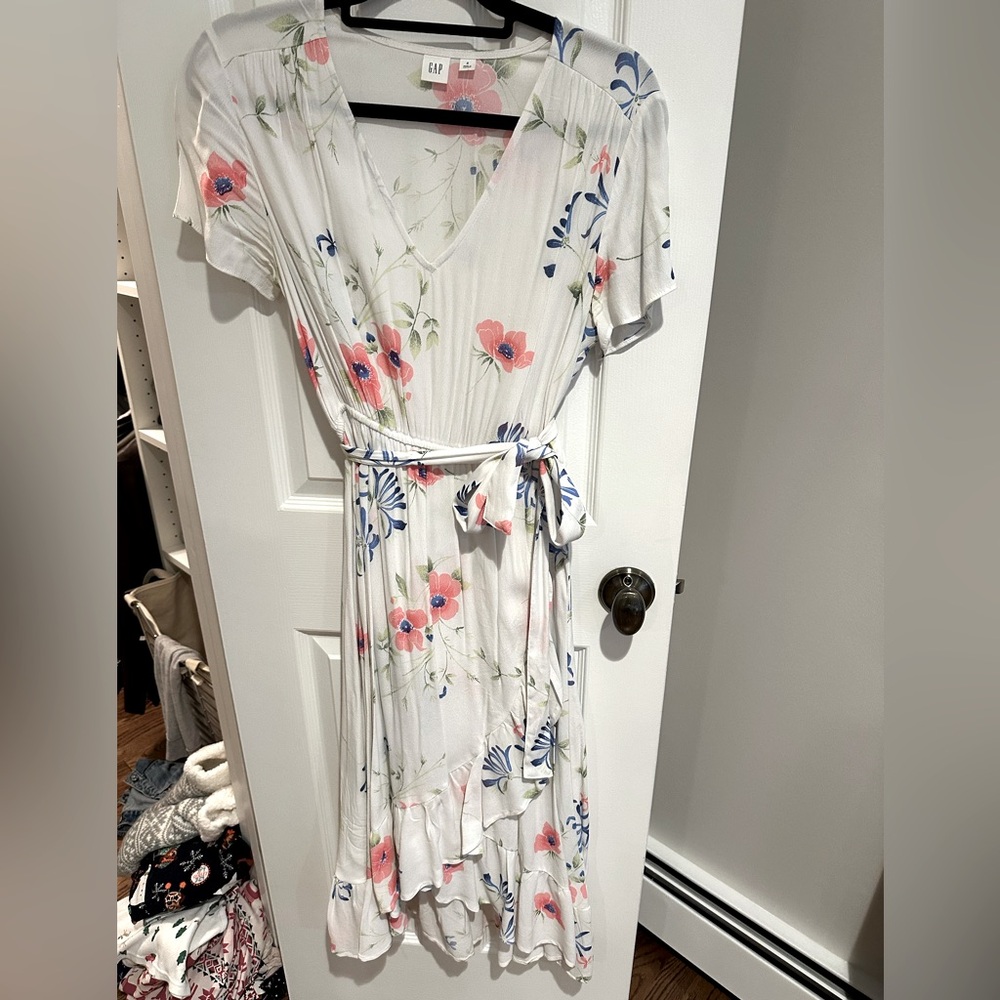 Gap Floral V-Neck Wrap Dress